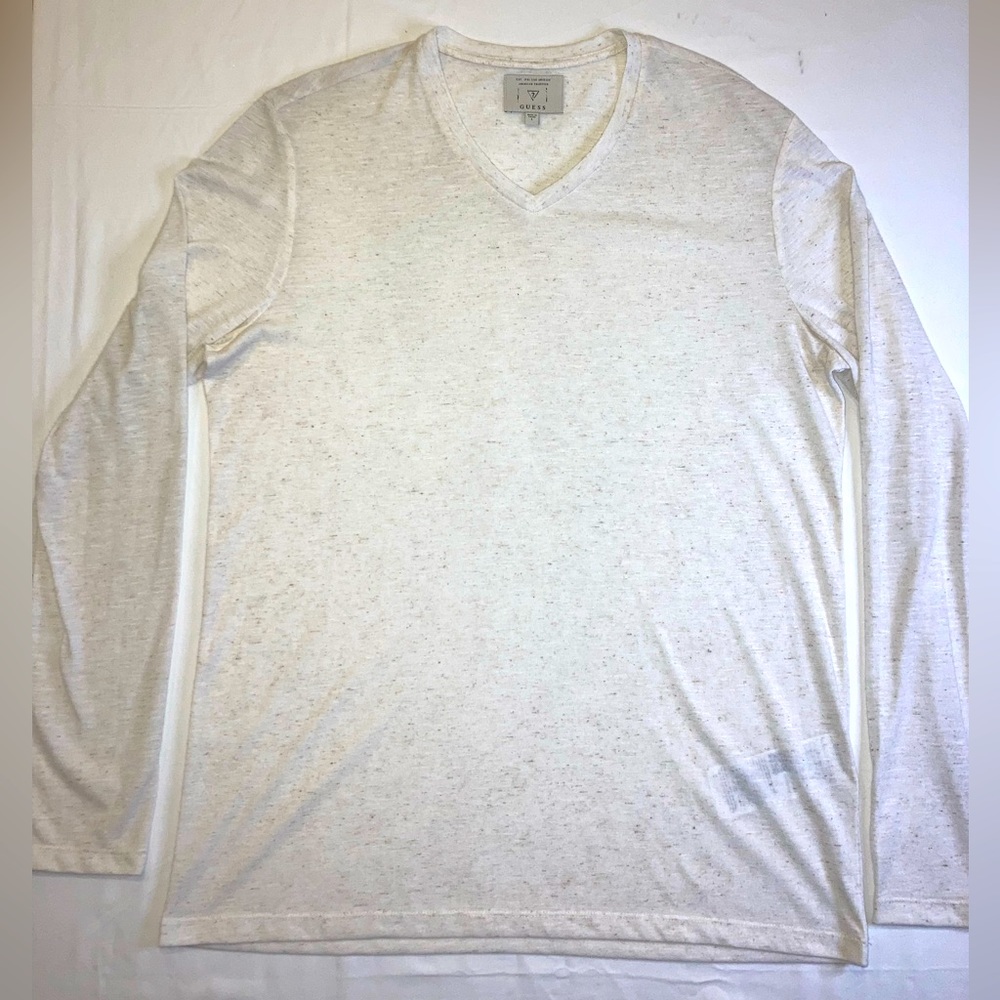 GUESS long sleeve V-neck -luxury touch